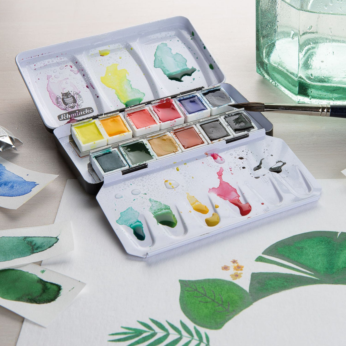 SCHMINCKE AKADEMIE® Aquarell | kleiner Metallkasten mit 12 x 1/2 Näpfchen